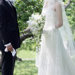 友達と被らない結婚式がしたい方必見！ゲストが驚く結婚式ができる会場、アイテム選びをご紹介記事サムネイル